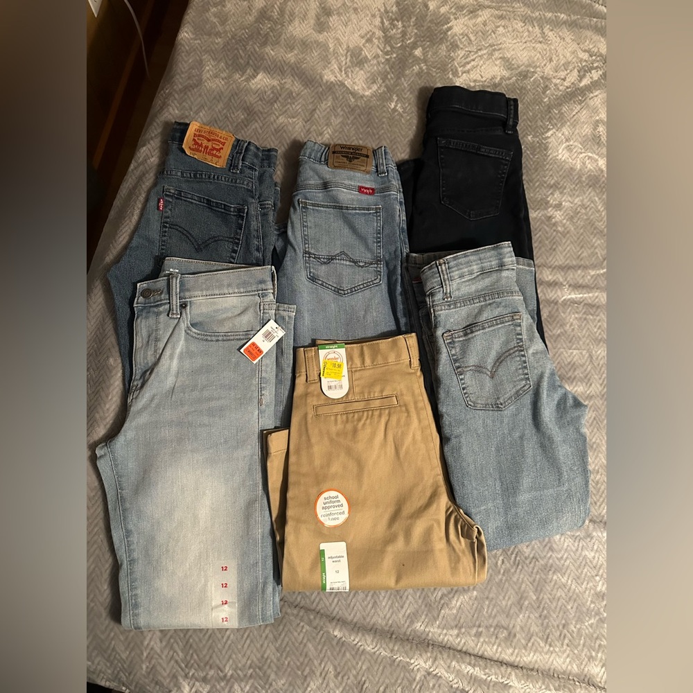 LOT BOYS SIZE 12